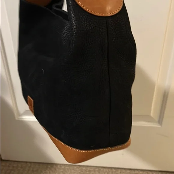 Dooney & Bourke Black and Tan Leather Hobo Bag - Picture 7 of 12